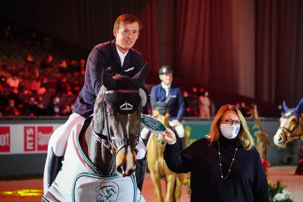 Wins across the globe for RED MILLS Riders